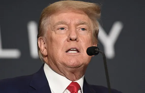 ޓްރަމްޕާއި އިންތިޚާބާ ދެމެދަށް ގާނޫނުއަސާސީ