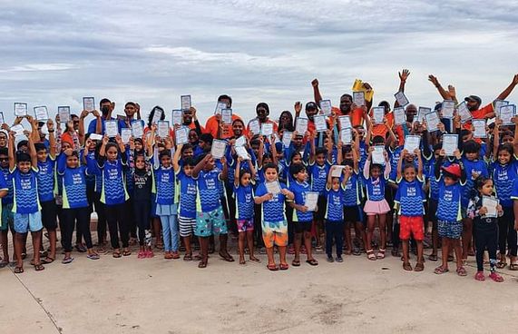 100އަށް ވުރެ ގިނަ ކުދިން ފެތުމުގެ ތަމްރީން ހަދައިފި