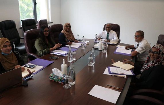 ފޮރިން ސާވިސް އަށް ލަފާދޭ ބޯޑު އެކުލަވާލައިފި