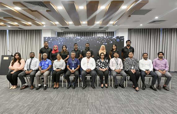 ބްރޯޑްކާސްޓިން އެވޯޑުގެ ޝަރަފުވެރިން ހޮވުން މިރޭ