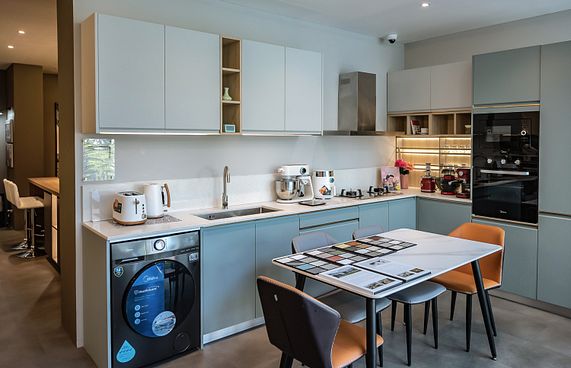 "ޒްބޮމް" ބްރޭންޑްގެ ޝޯރޫމެއް މާލޭގައި ހުޅުވައިފި