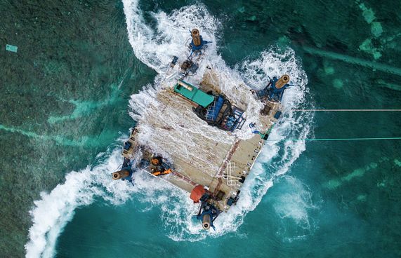 އެފްކޮންސްގެ ޖޫރިމަނާ މުރާޖައާ ކުރާތާ އަހަރެއް ވަނީ