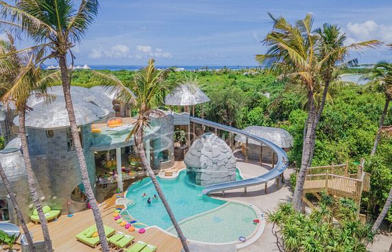 ރާއްޖޭގެ 11 ރިސޯޓަކަށް ފޯބްސްގެ "ފަސް ތަރި"