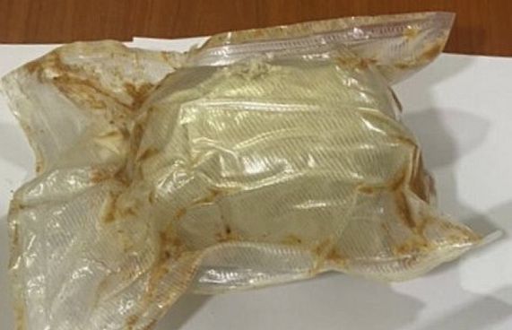 ޕޯސްޓުން އެތެރެކުރަން އުޅުނު ޑްރަގްސް އަތުލައިގެންފި