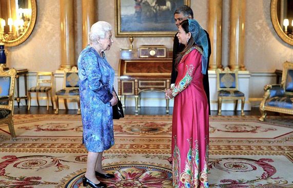 ސަފީރަށް ރާނީ ދެއްކެވީ ރާއްޖެއަށް އޮތް ހާއްސަކަން