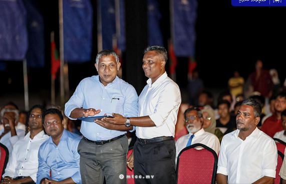 އާ ޑްރެޖަރުން ދާންދޫ ބިން ހިއްކުން ރަސްމީކޮށް ފަށައިފި