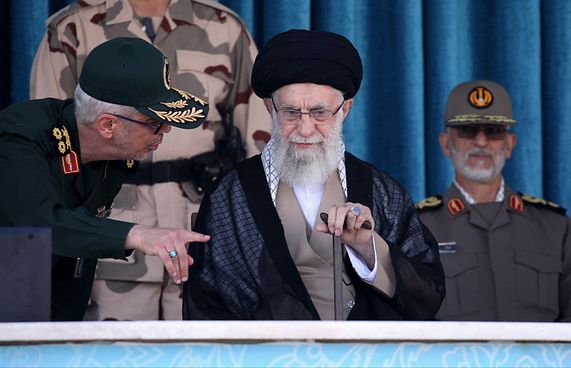 އީރާންގެ މުޒާހަރާތަކުގެ އަޑީގައި އެމެރިކާ އާއި އިޒްރޭލު