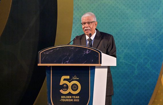 އެމްޔޫ މަނިކުގެ ހަނދާނުގައި ތައުޒިޔާގެ ދަފްތަރެއް