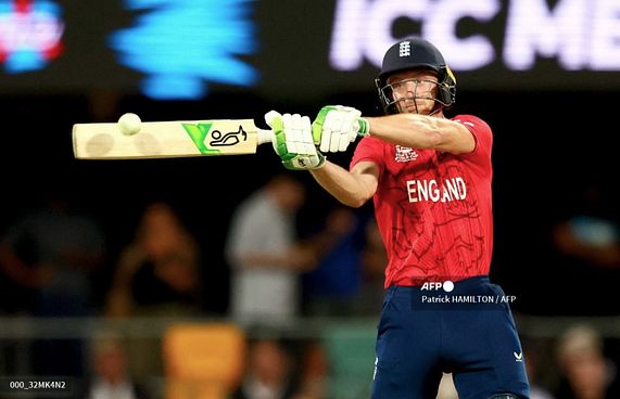 ކްރިކެޓް ވޯލްޑް ކަޕުގައި އިންގްލެންޑާއި ލަންކާ މޮޅުވެއްޖެ