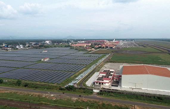 ކޮޗިން އެއާޕޯޓު: ސޯލާ ހަކަތައިގެ ނަމޫނާ މިސާލެއް!