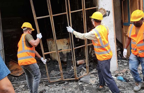 ރޯވި ތަން ތަޅާލައި ސާފުކުރަން ފަށައިފި