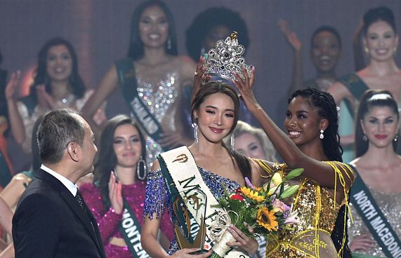 "މިސް އާތު"ގެ އެވޯޑެއް ފަލަސްތީނު ޒުވާނަކަށް