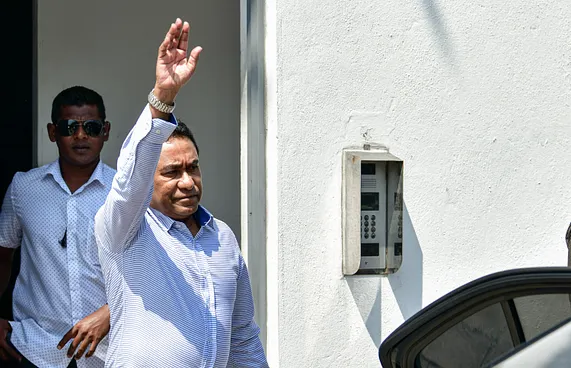 މުއިއްޒަށް ފުރުސަތު ލިބުނީ ޔާމީން ދެއްވައިގެން ނޫން