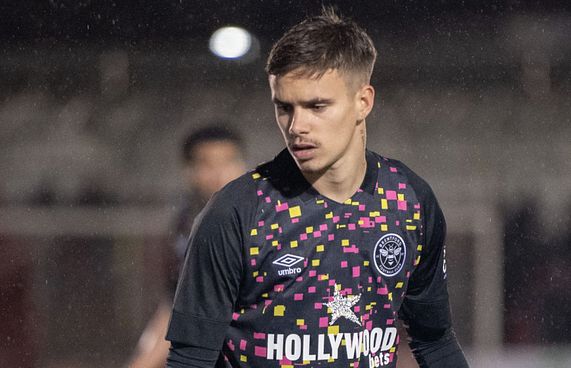 ރޯމިއޯގެ ކުޅުން ބަލަން ރެކޯޑް އަދަދަކަށް ސަޕޯޓަރުން