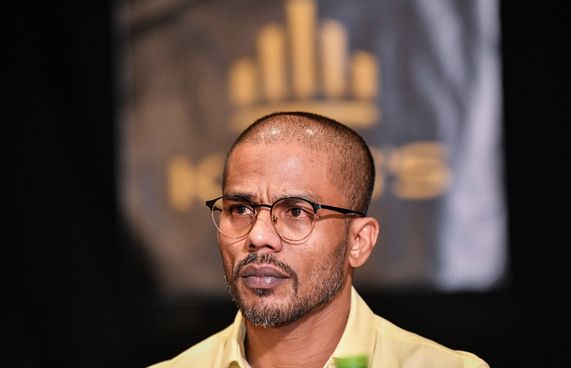 އަލްހާން ބަދަލު ދިނުމުން ދައުވާތައް އަނބުރާ ގެންގޮސްފި