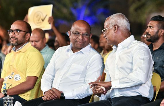 ހުރަސްތަކާ ހެދި ކަމަށް ވިދާޅުވެ ވަހީދު ފަހަތަށް!