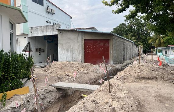 މިހާރު ކޮންސްޓްރަކްޝަން ސައިޓެއް، ތަފާތު އައްޑޫއަކަށް!