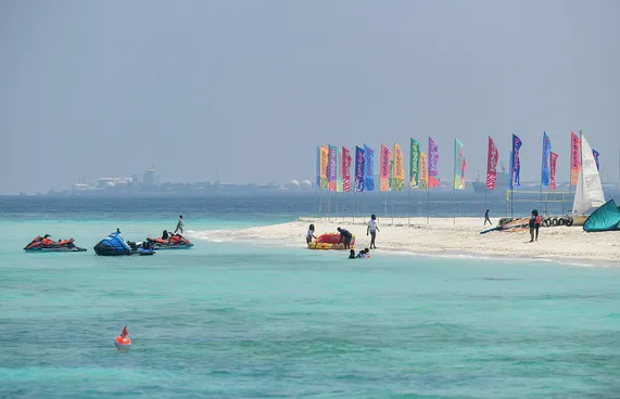 ދަތުރުދާ ރަށުގެ ކޮންސަލްޓަންސީދޭނެ ބަޔަކު ހޯދުންބާތިލުކޮށްފި