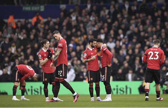 ހިތްދަތި މަލާމާތާ ހެދި ޔުނައިޓެޑަށް އުފަލެއް ނެތް