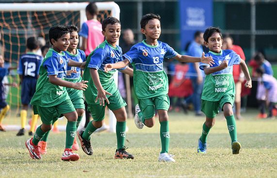 ކިޑްސް ފުޓްބޯލް ފިއެސްޓާ ކުޑަކުދިންނަށް ހިނިތުންވުން