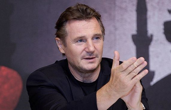 ޖޭމްސް ބޮންޑުގެ ރޯލު ލިއަމް ދޫކޮށްލީ ލޯތްބަށްޓަކައި