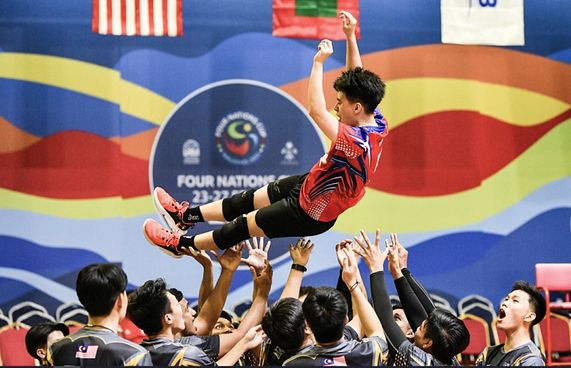 ފިރިހެން ބައިގެ ޗެމްޕިއަންކަން މެލޭޝިއާ ހޯދައިފި