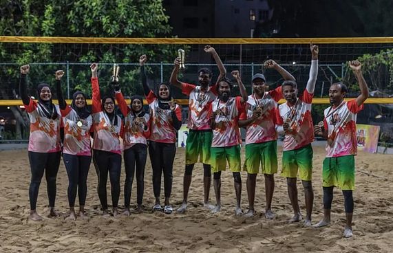 ބްލޫ އާއި ސުއިޓްސްއަށް ރެޑްބުލް ސްޕައިކްގެ ތަށި