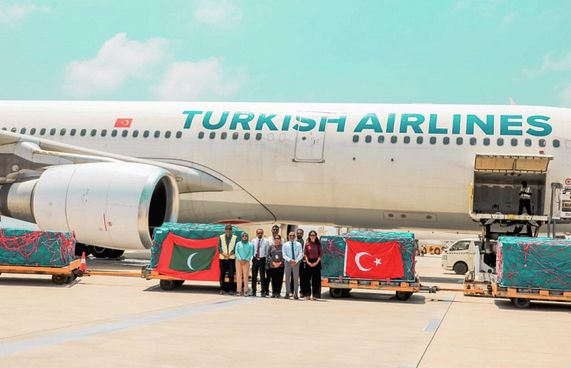 ތުރުކީއަށް ހަދިޔާކުރާ މަސްދަޅުގެ ފުރަތަމަބެޗް ފޮނުވައިފި