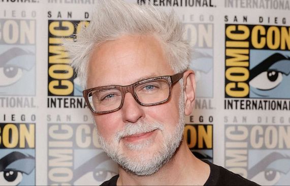 އާ "ސުޕަމޭން" ފިލްމުގެ ޑައިރެކްޓަރަކަށް ޖޭމްސް ގަން