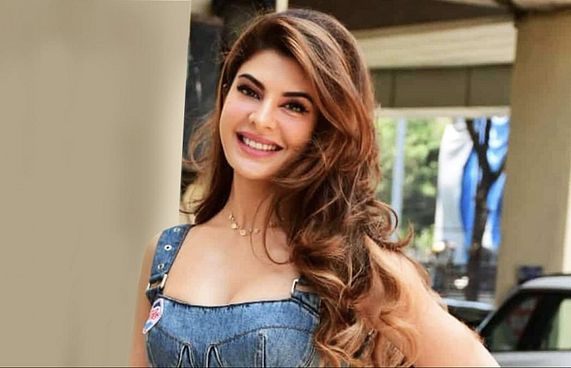 ޖެކޮލިން އަށް ޖަލުން ލޯބީގެ ސިޓީއެއް