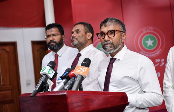ރިޔާސީރޭހުގައި ވާދަކުރެވޭ ލެވެލްގައި ހުރީ ގާސިމް އެކަނި