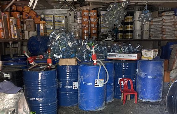 މާލޭގައި ހުރި ކެމިކަލް ގުދަން ހުސްކޮށްފި