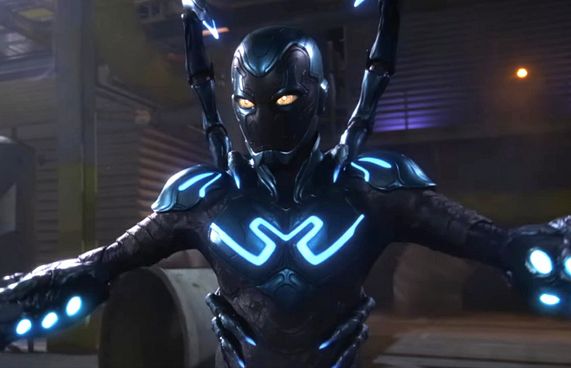 ބްލޫ ބީޓްލްސް: ޑީސީޔޫގެ ފުރަތަމަ ލެޓިން ސުޕަހީރޯ