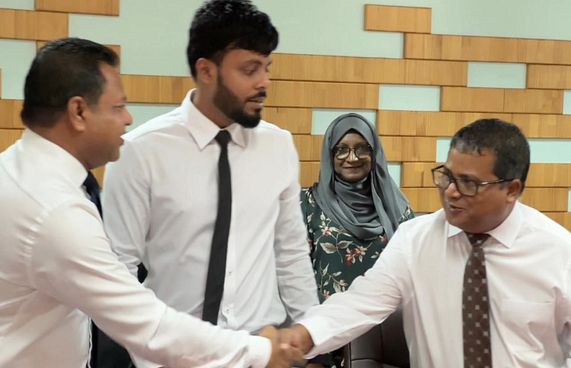 5 ރަށެއްގައި އައިސްޕްލާންޓް ބެހެއްޓުން ފެނަކައަށް