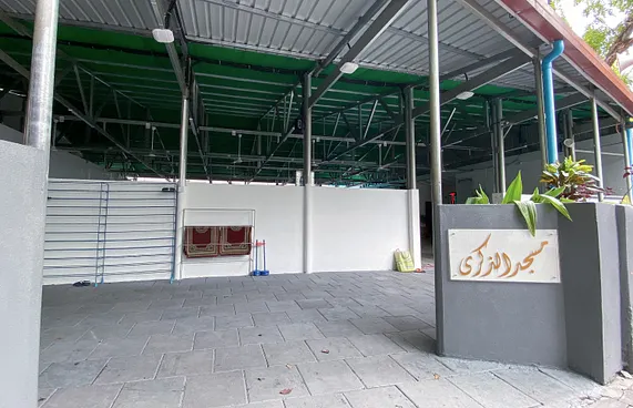 ޒިކުރާ މިސްކިތުގައި އާ މިސްކިތެއް އަޅަން ބިންގާ އަޅަނީ