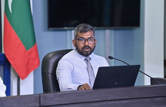 ކުލި ކުޑަވާނީ 7 އަހަރަށް، ލޯނަށް އިތުރެއް ނުވާނެ