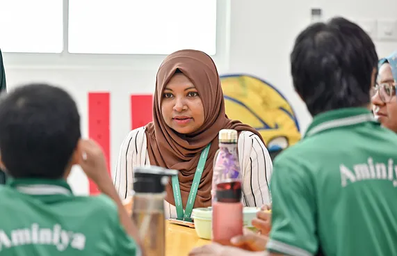 ޝަތޫ މިސްގެ 22 އަހަރު ހާއްސައީ އެކުދިންނަށް