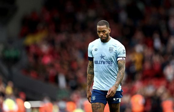 އެންމެ ވިދާލި ހިސާބުން ޓޯނީ އަށް ބޮޑު ސަސްޕެންޝަނެއް