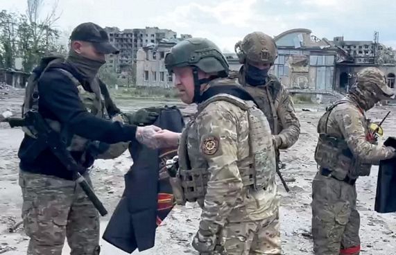 ރަޝިޔާގެ ހަނގުރާމަވެރިންތަކެއް ރަޝިޔާއަށް ހަމަލާ ދީފި