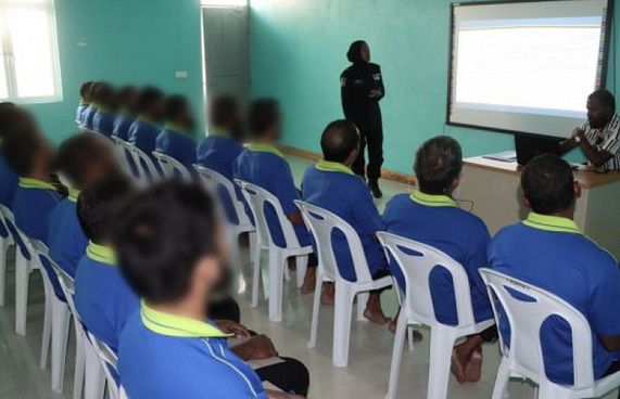 ގައިދީއަކަށް 20،000، ރިހިބިލިޓޭޝަނަށް ސުމެއް!