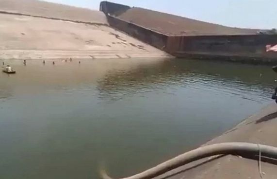 ފޯނު ހޯދަން ހިންދާލީ ބޮޑު ފެންގަނޑެއް