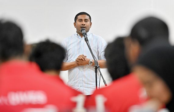 ދޭތިން އެކައްޗަށް ގޮސް މެޑަލް ހޯދައިދޭން އެދިއްޖެ