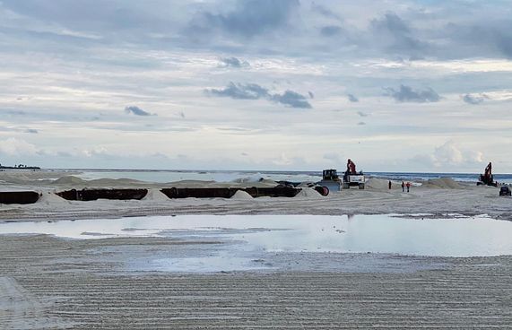 އައްޑޫ ބިންހިއްކުމުގެ މަޝްރޫއު ރަސްމީކޮށް ފަށައިފި