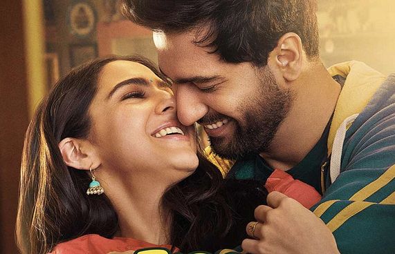 ވިކީ އާއި ސާރާގެ ކޮމެޑީ ފިލްމު ކާމިޔާބު