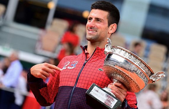 ޖޮކޮވިޗް ގްރޭންޑްސްލޭމް ރެކޯޑް 23 ތަށި ކާމިޔާބުކޮށްފި