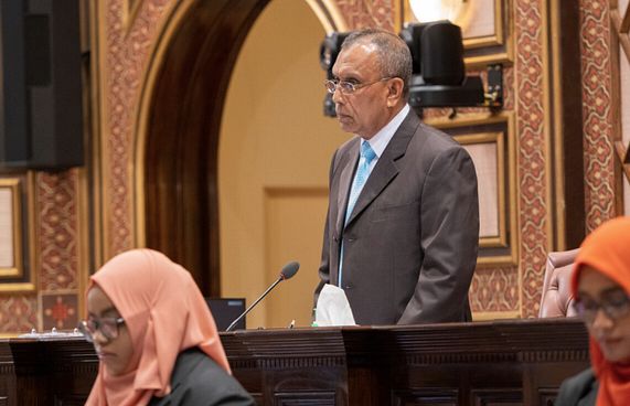 މަޖިލީހުގެ ރިޔާސަތަކަށް އަފީފް ޝަރުތު ހަމަނުވި!