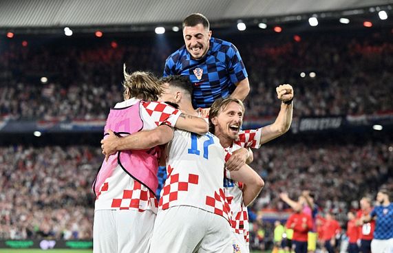 ނެދަލެންޑްސް ބަލިކޮށް ކްރޮއޭޝިއާ ފައިނަލަށް