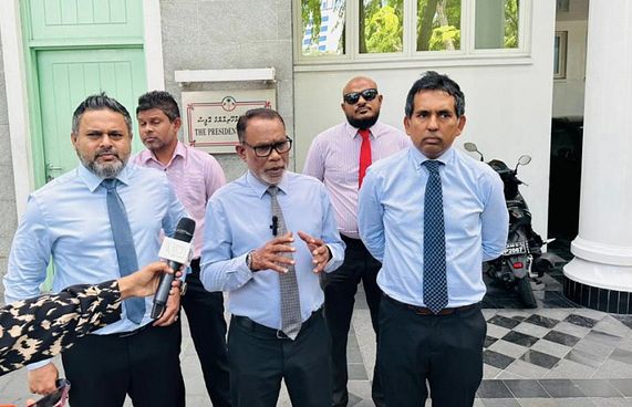 ޔާމީންގެ ޝަރީއަތް ހިނގާތީ ރައީސް ބައްދަލެއް ނުކުރެއްވި