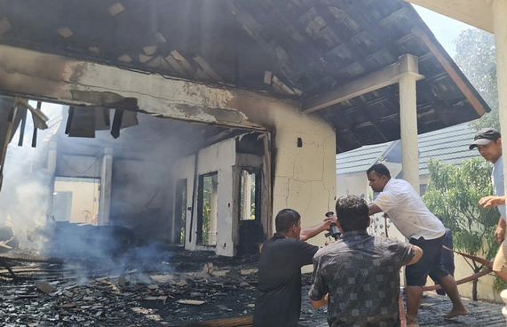 ފުރަވެރި ރިސޯޓުގެ ދެ ކޮޓަރިއެއްގައި ރޯވެ ގެއްލުންވެއްޖެ