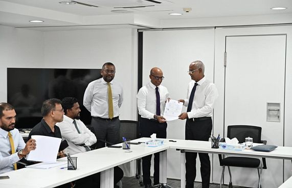 ސަމީރު އާއި ޝާހު، ޖޭޕީގެ ޓީމަކާ އެކު އެމްޑީޕީއަށް